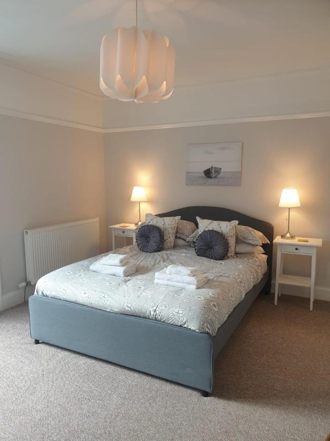 Sunset House - Whitby Townhouse Near The Sea Sleeps 8 Villa ภายนอก รูปภาพ
